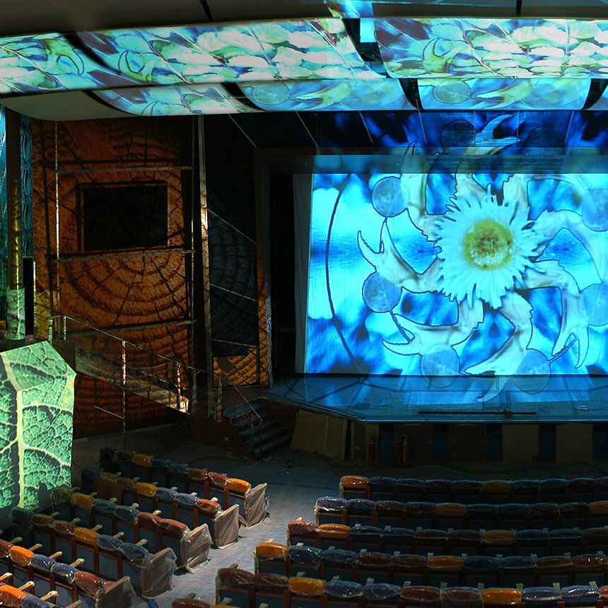 Stage design projection cruise ship Meyer Werft Papenburg