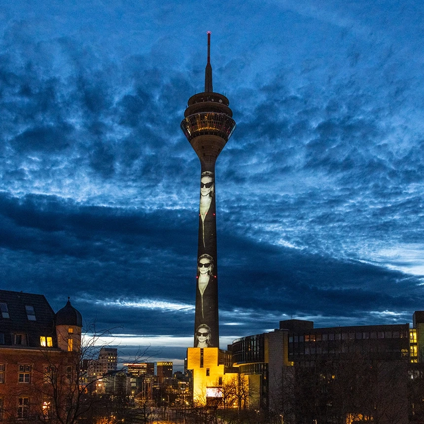 Advertising campaign: Heidi Klum for GNTM can be seen as a video projection on the Rhine Tower in Düsseldorf