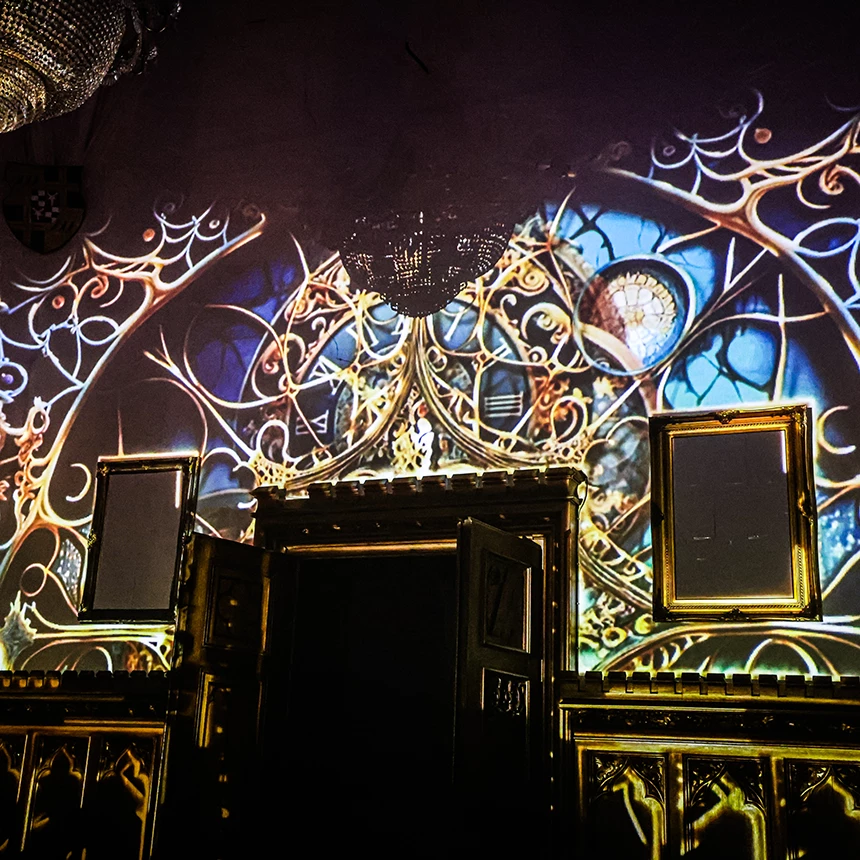 The interiors of Arenfels Castle become an immersive space with magnificent ornaments