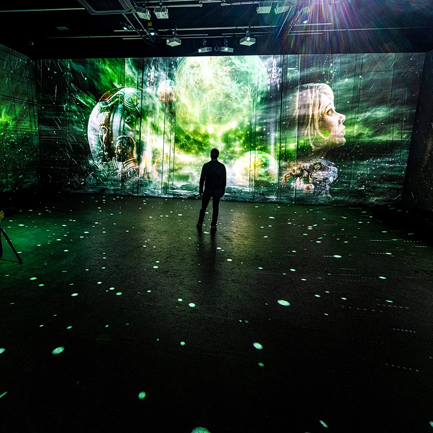 Bei einer immersiven Kampagne für Xbox lassen multimediale Installation die Gamer in digitale Bilderwelten eintauchen