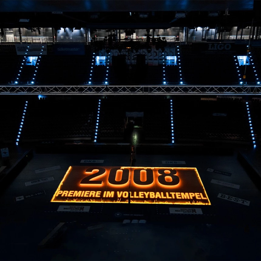 Half-time show shows history of the BR volleys at sport event